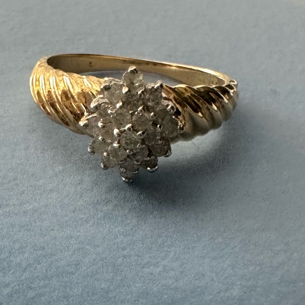 14k Diamond Cluster shrimp Ring